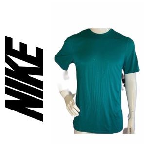 Men’s Nike Shirt